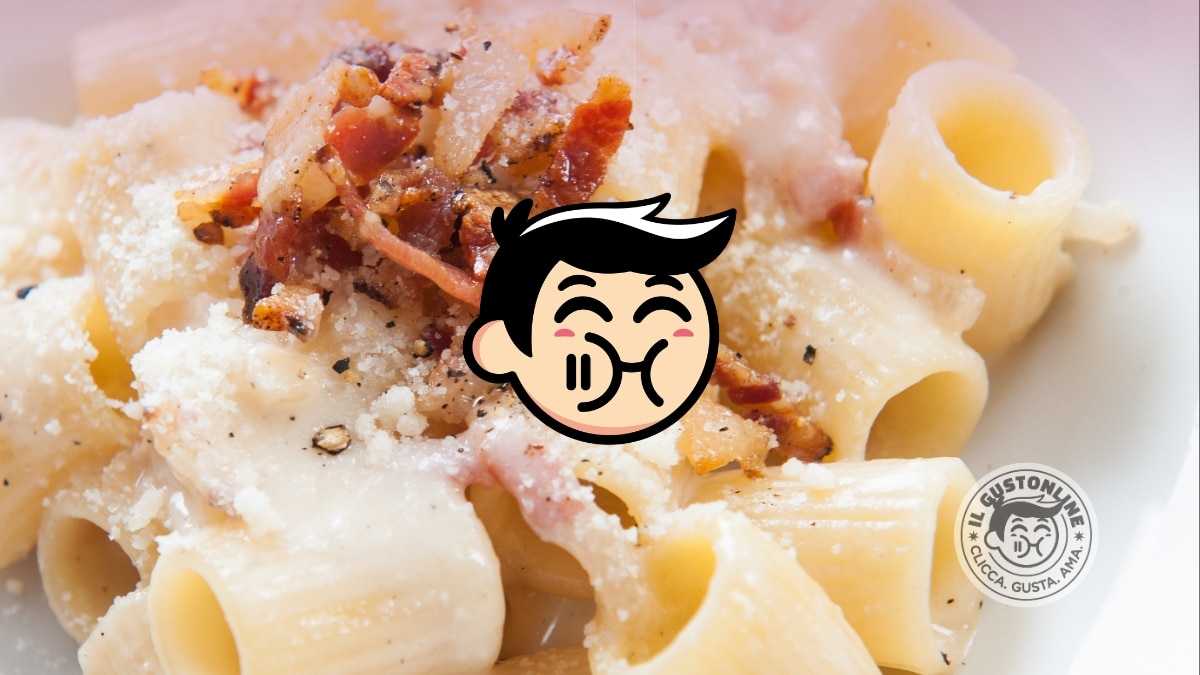 Pasta mezze maniche alla gricia con guanciale croccante - Ricette Il Gustonline