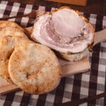 Panino con la Porchetta – Porchetta di Ariccia IGP e Pucce Romane - immagine 3