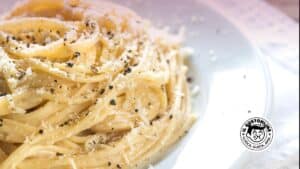 Ricetta originale Pasta Cacio e Pepe per due persone Il Gustonline
